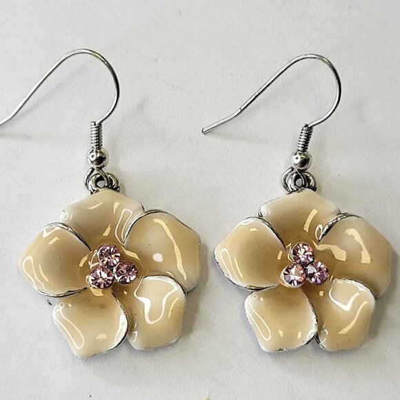 Floral Enamel Statement Necklace and Earrings Set - Picture 6 of 15